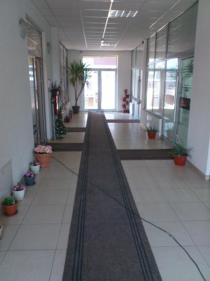 Apartment Ivi034 Крагуевац Екстериор снимка